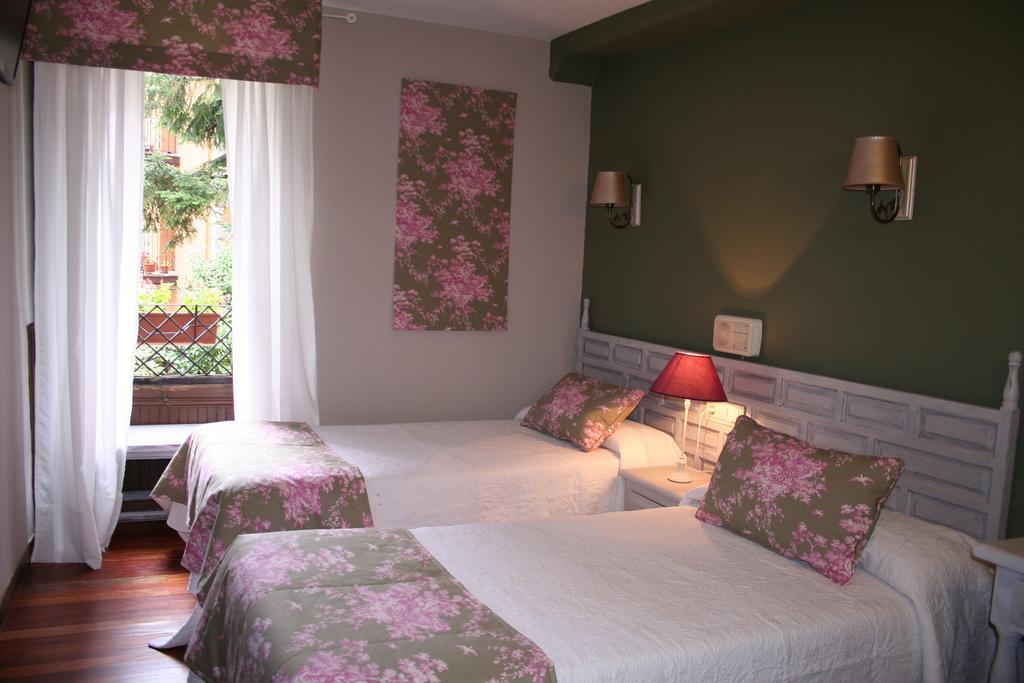 Hotel Boutique Balaitus ซาเยนต์ เด กาเยโก ภายนอก รูปภาพ